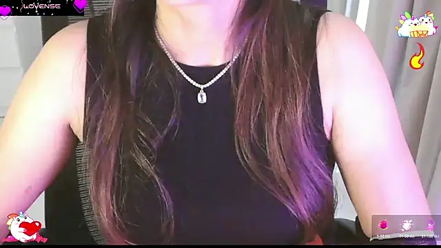 Layla_Ahh webcam