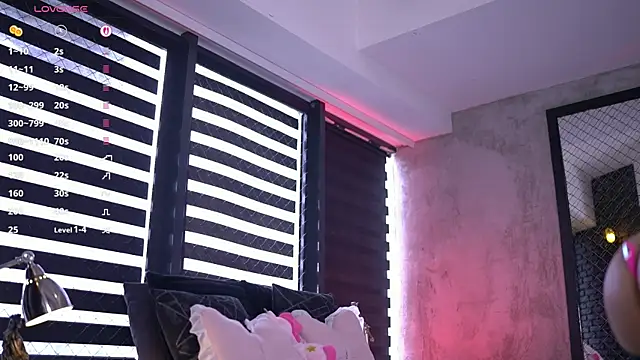 MissKiarra webcam