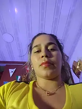 LaurenWelly_ webcam