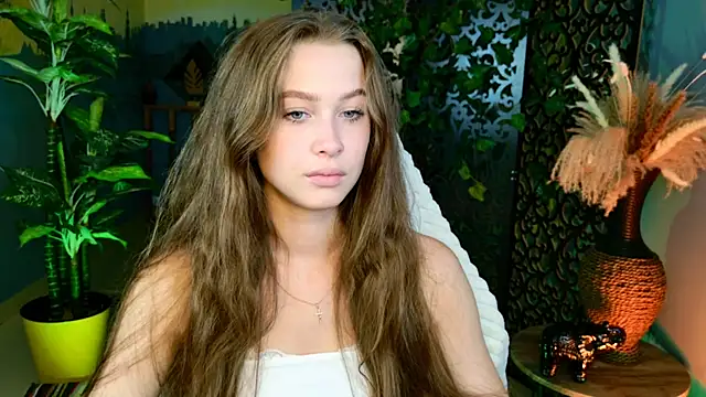 Watch ArielSykes live on EroticFlix - High definition streams