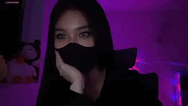 Tieu-May webcam