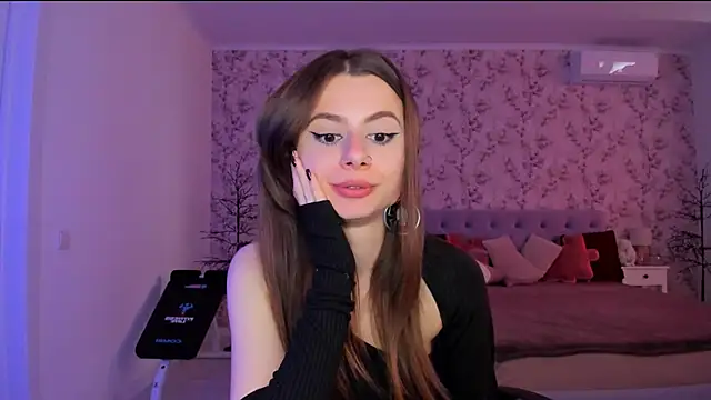 Hot_Molly5 live cam on StripChat