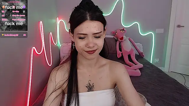 Watch llittle-peachh live on EroticFlix - High definition streams