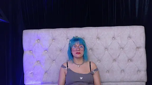 Zafiro_Kitsune webcam