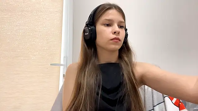 SerafinaAreizaga webcam