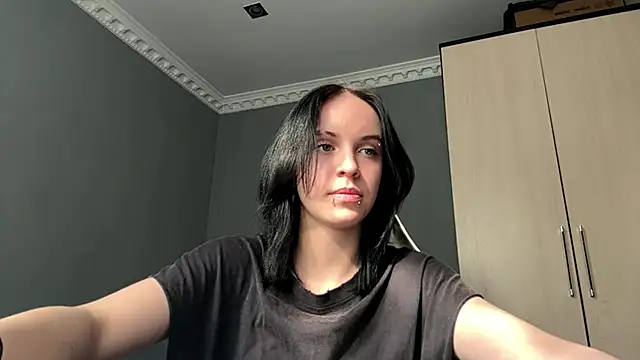 illiebilish webcam