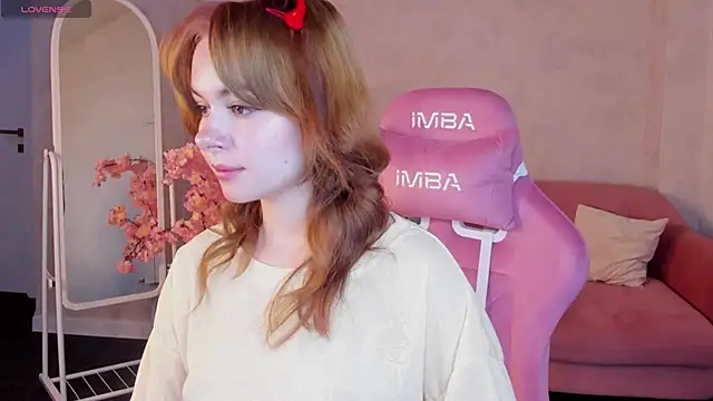 Monica_Alvarez webcam