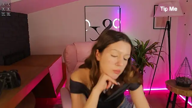 Sofi__Honey webcam