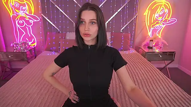 Watch JuicyRina live on EroticFlix - High definition streams