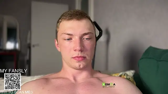 iron__chap webcam