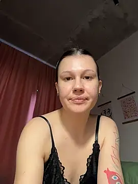 RinaCat live cam on StripChat