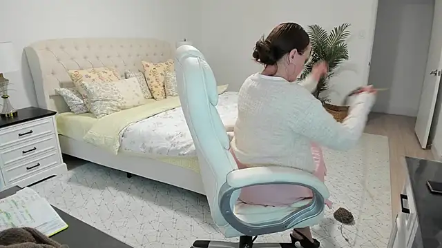 Vika73 webcam