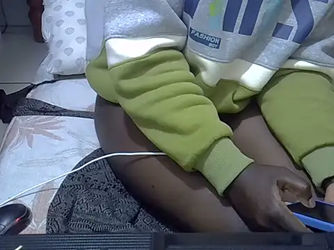 ebonyzoe webcam