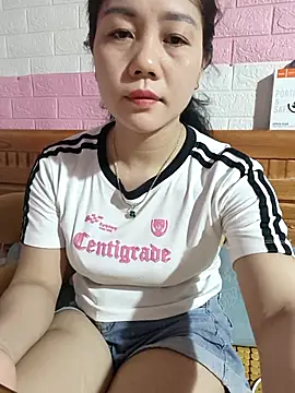 Ngocmai_lazdy webcam