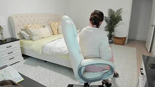 Vika73 webcam