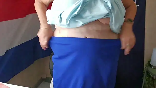 grandjo69 (F mature) - Seks video in pm