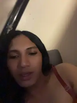 slutty_aki webcam