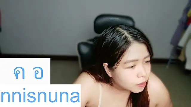 nunanunanuna webcam