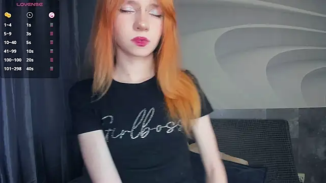 Watch TarynPalek live on EroticFlix - High definition streams