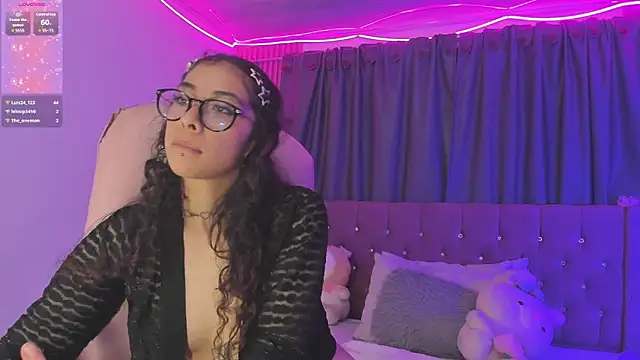 Sweet-Sadie webcam