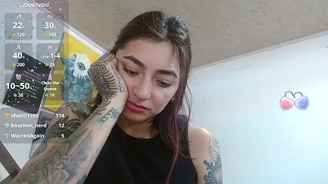 ZoeBakers_ webcam