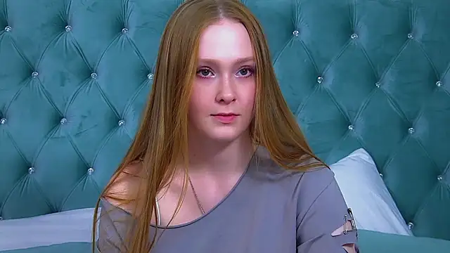 AgataFoxley live cam on StripChat