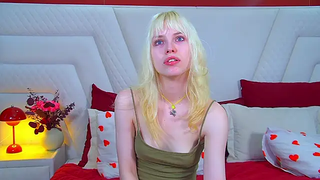 Watch HannahHollis live on EroticFlix - High definition streams
