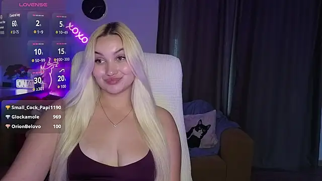 adrelaxina (F young) - dildo play