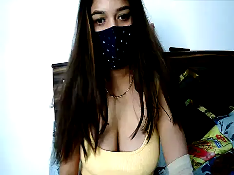 Gloie4u live cam on StripChat