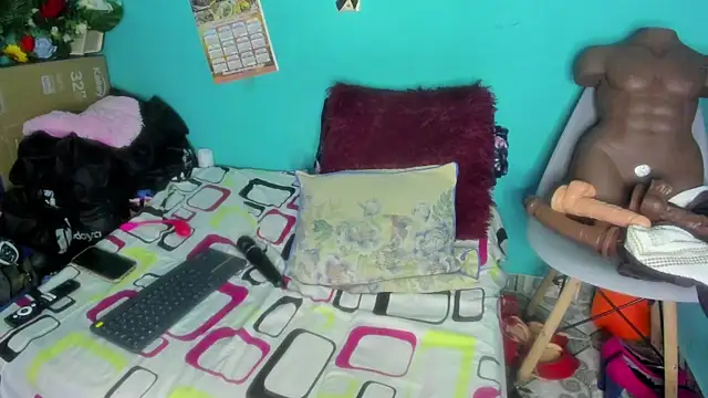 SheraHadee webcam