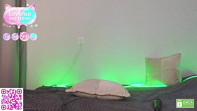 Watch OliviaKis_ live on EroticFlix - High definition streams