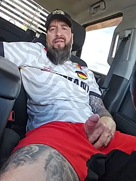 Beardedtattood live sex cam