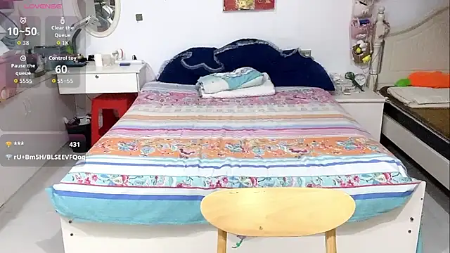 miaomiao-99 webcam