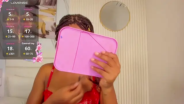 Afro_Luna webcam