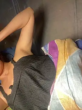 Linda-babyy webcam