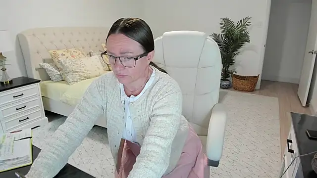 Vika73 webcam