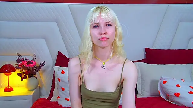 Watch HannahHollis live on EroticFlix - High definition streams