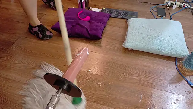 Watch emma_sexxy live on EroticFlix - High definition streams