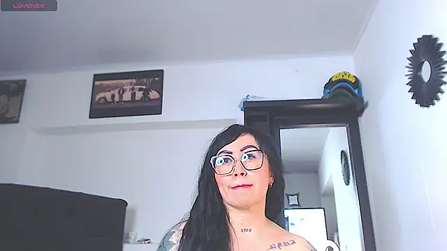 Vicky_hotmilf webcam
