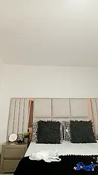 MadameEbony webcam