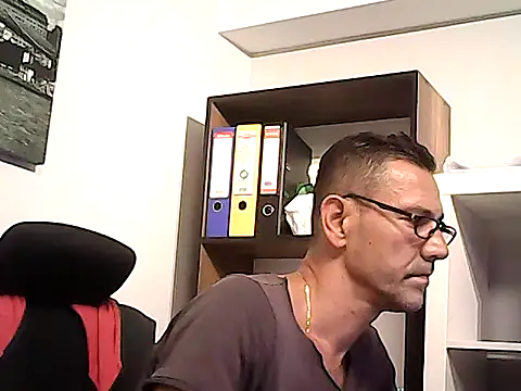 mastercharisma35 webcam