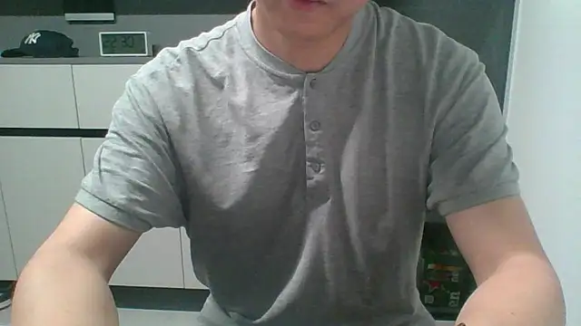nole_china7 (Ask my age) - talk / fun / cum