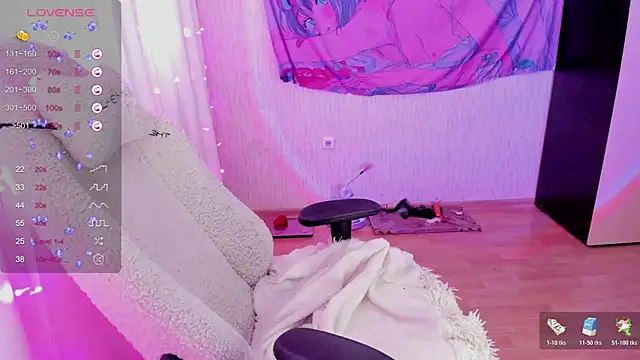 SelenaCute webcam
