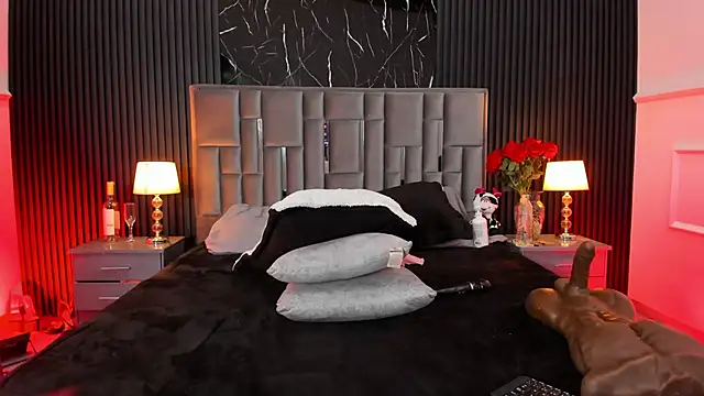 Watch Bigsexxyass live on EroticFlix - High definition streams