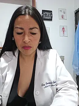 Watch JustSamantha_ live on EroticFlix - High definition streams