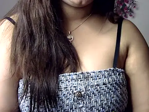 Gujjugirl1 webcam