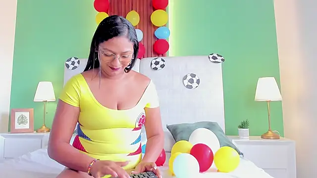 Victoria_Bailey webcam