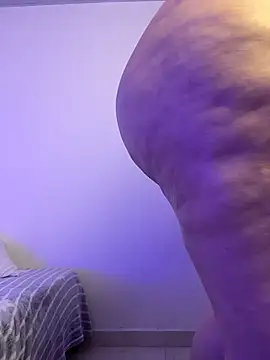 AnnieBonnie666 webcam