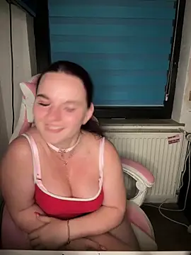 SecretSarah webcam