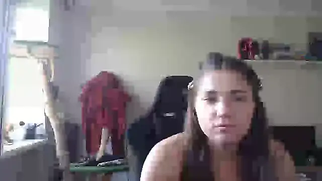 delightful_sofi webcam